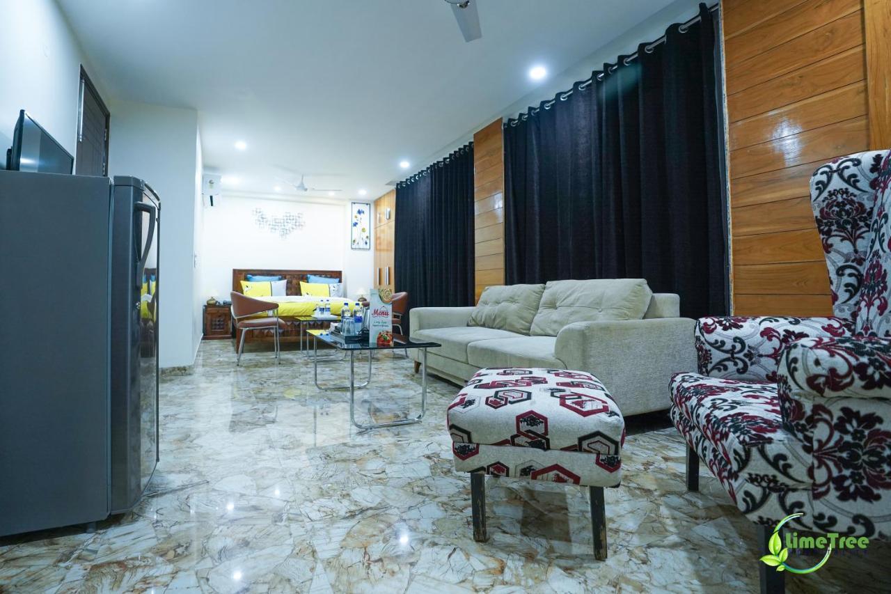 Lime Tree Hotel Near 32Nd Avenue Sector 29 Гургаон Екстериор снимка