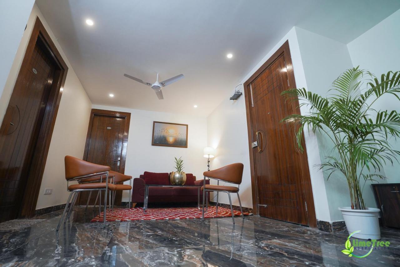 Lime Tree Hotel Near 32Nd Avenue Sector 29 Гургаон Екстериор снимка