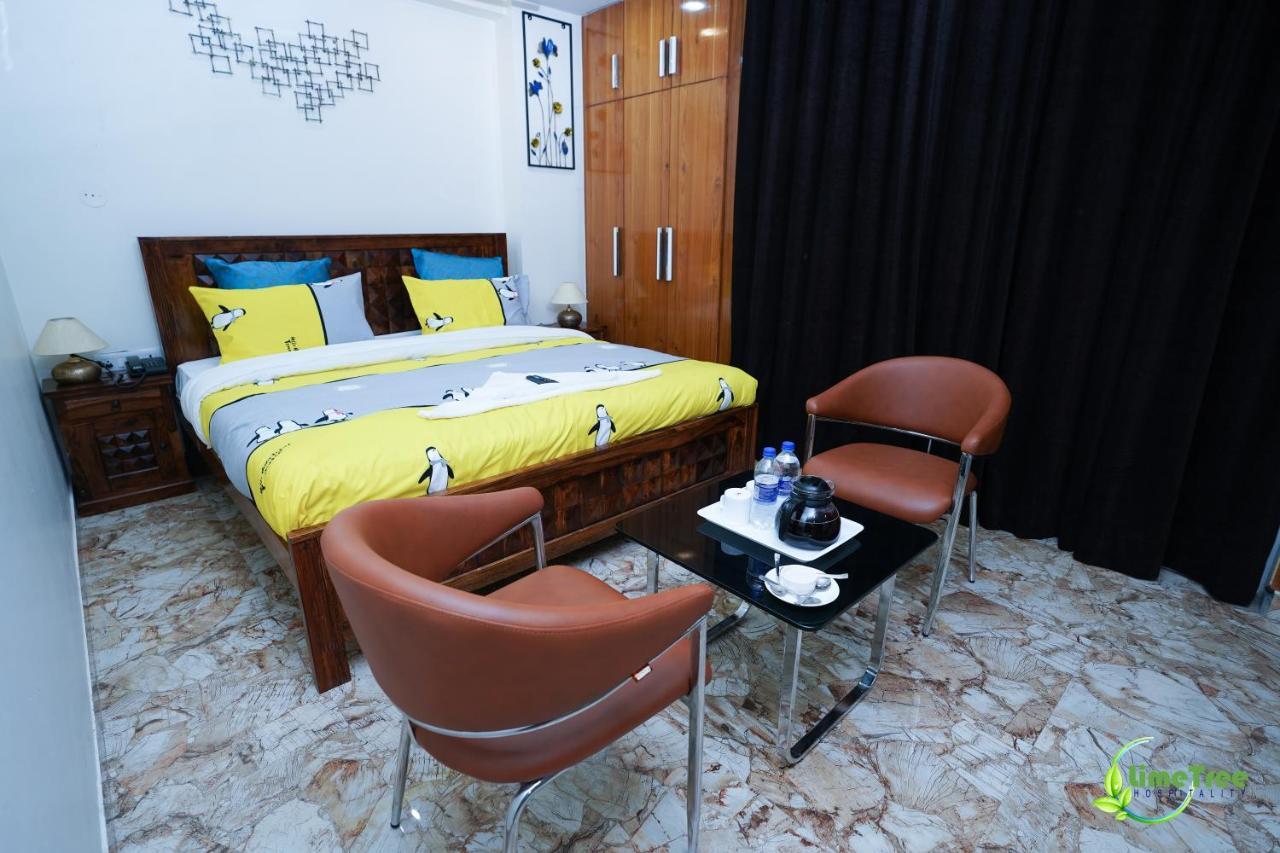 Lime Tree Hotel Near 32Nd Avenue Sector 29 Гургаон Екстериор снимка
